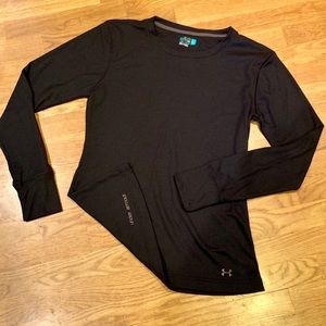 Under Armour black thermal long sleeve large NWOT